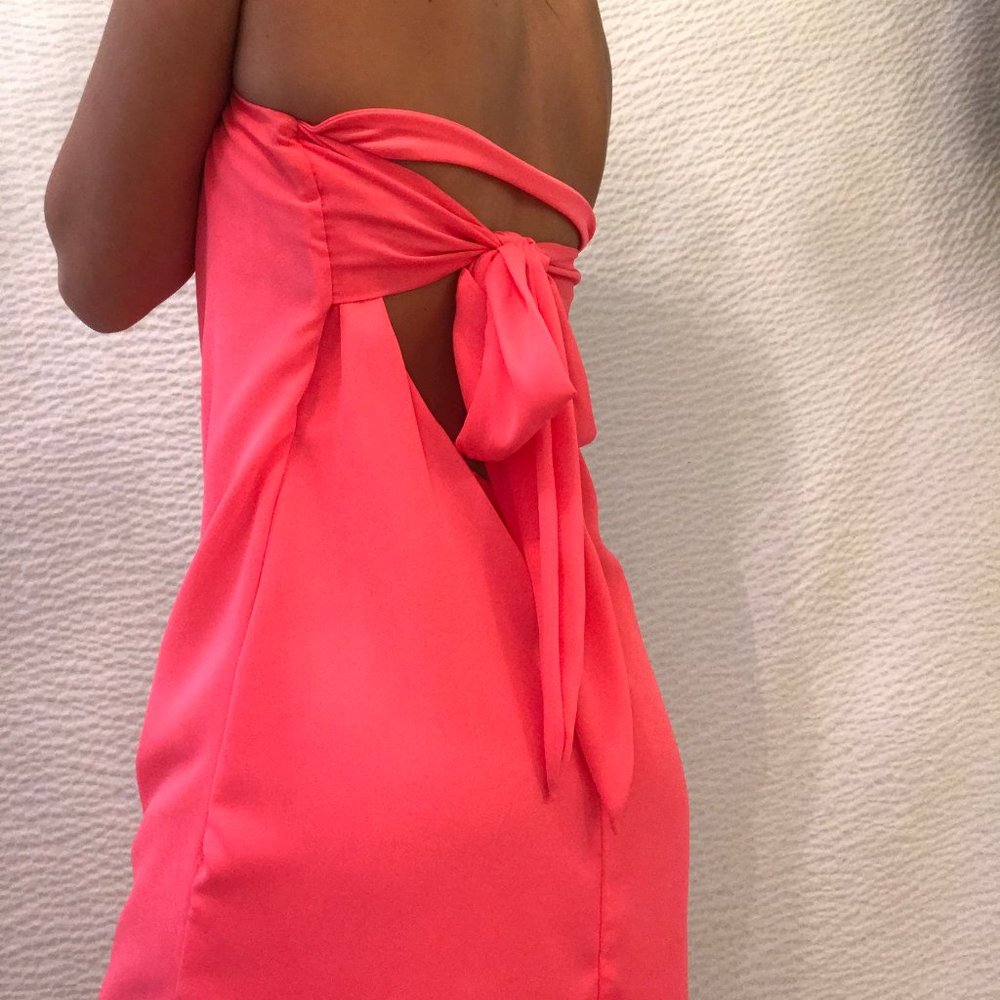 Cute Strapless Mini Dress || Size Medium